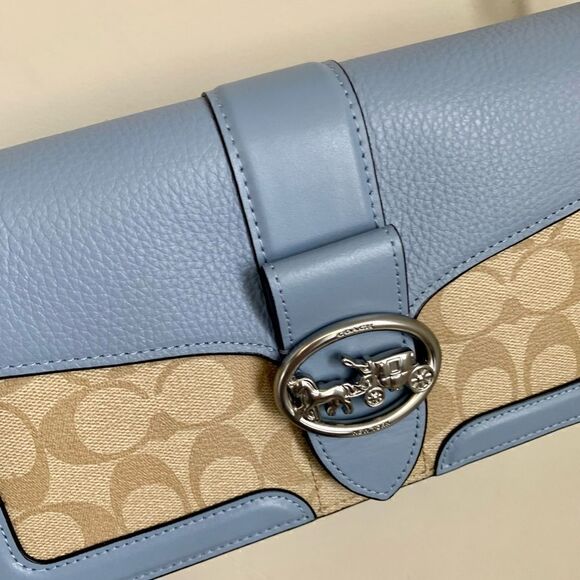 New Coach  Leather Shoulder Bag In Signature Canvas - Picture 12 of 15